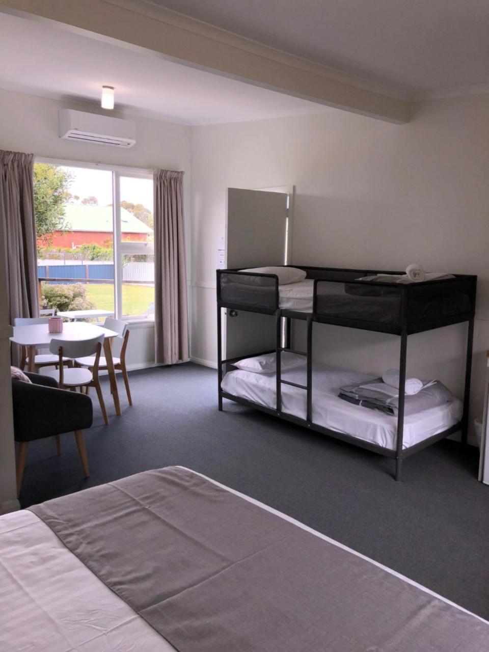 Orford Blue Waters Hotel エクステリア 写真